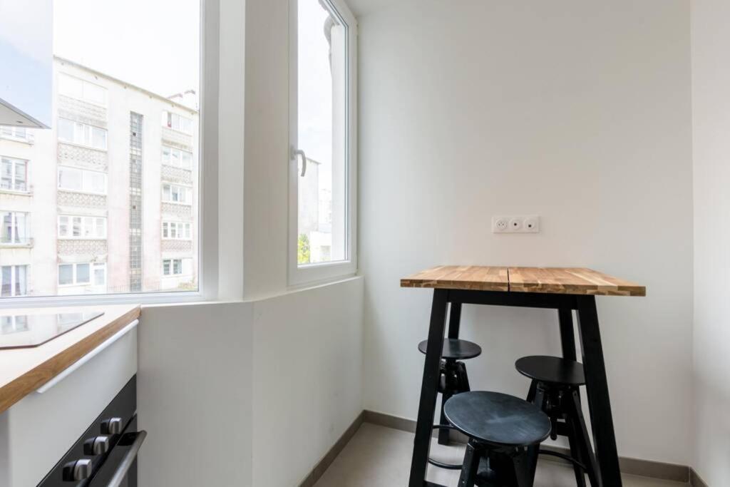 La chambre Liberté 2, SDB privative et TV, Cuisine Salon Partagés, confort et hypercentre Brest Esterno foto