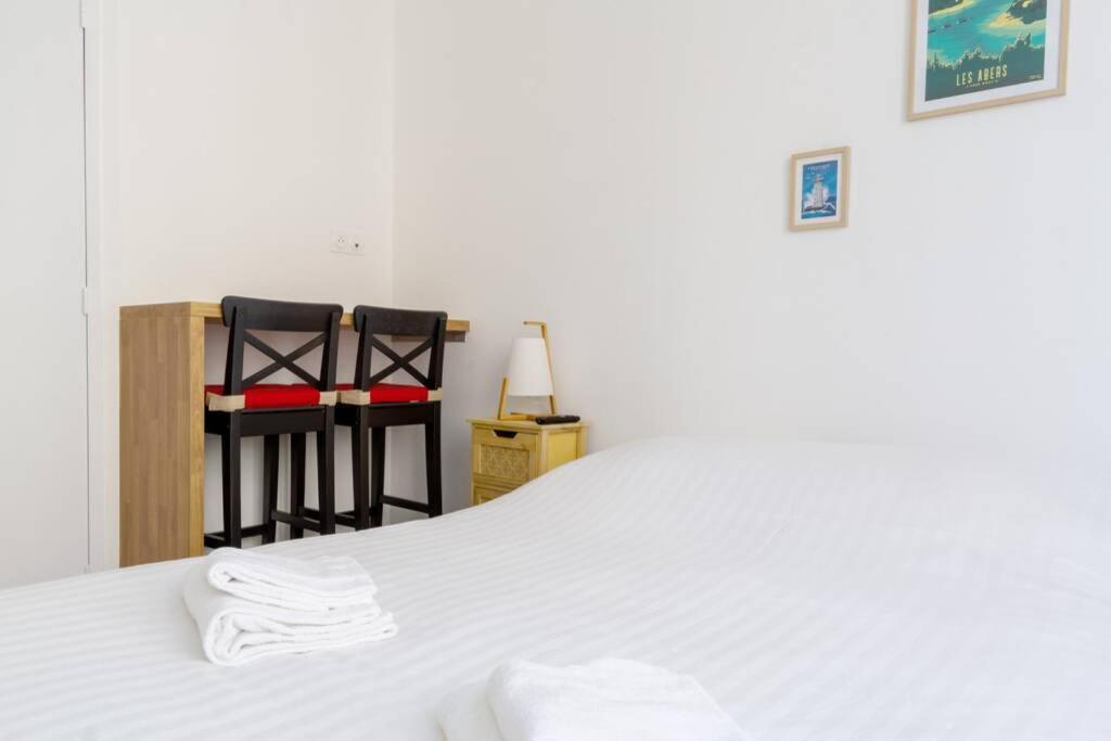La chambre Liberté 2, SDB privative et TV, Cuisine Salon Partagés, confort et hypercentre Brest Esterno foto